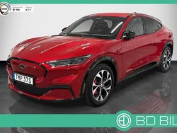 Röd Begagnad 2021 Ford Mustang Mach-E SUV | 338 900 kr (Superpris)