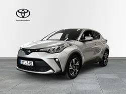 Silver Begagnad 2022 Toyota C-HR Edition SUV | 264 900 kr (Marknadspris)