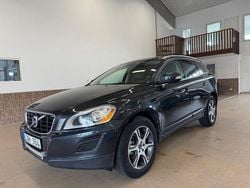 Grå Begagnad 2010 Volvo XC60 SUV | 89 900 kr (Marknadspris)