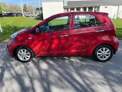 Röd Begagnad 2013 Kia Picanto Halvkombi | 34 990 kr (Bra pris)