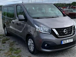 Grå Begagnad 2016 Nissan NV300 Van | 119 000 kr (Lite dyr)