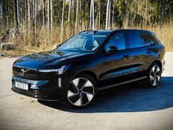 Begagnad 2025 Volvo EX90 Ultra SUV | 1 059 900 kr (Marknadspris)