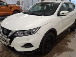 Vit Begagnad 2018 Nissan Qashqai SUV | 79 900 kr