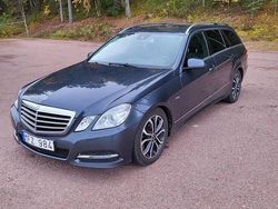 Grå Begagnad 2011 Mercedes E250 Kombi | 104 900 kr (Bra pris)
