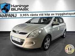 Silver Begagnad 2011 Hyundai i20 Halvkombi | 34 900 kr (Marknadspris)
