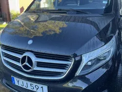 Begagnad 2017 Mercedes V220 Minibuss | 350 000 kr