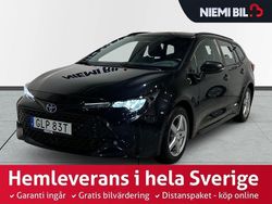 Svart metallic Begagnad 2023 Toyota Corolla Kombi | 259 900 kr (Marknadspris)
