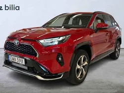 Röd Begagnad 2023 Toyota RAV4 Hybrid SUV | 539 900 kr
