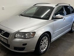 Grå Begagnad 2009 Volvo V50 Momentum Kombi | 42 900 kr (Marknadspris)