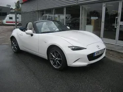 Vit (vitmetallic) Begagnad 2023 Mazda MX5 Cab | 318 900 kr (Superpris)