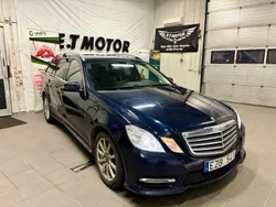 Mörkblå Begagnad 2013 Mercedes E200 Classic Kombi | 99 900 kr (Bra pris)