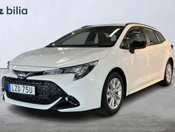 Vit Ny 2025 Toyota Corolla Active Kombi | 349 900 kr (Lite dyr)