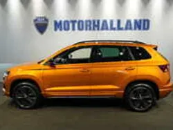 Orange Begagnad 2022 Skoda Karoq SportLine SUV | 329 900 kr (Bra pris)