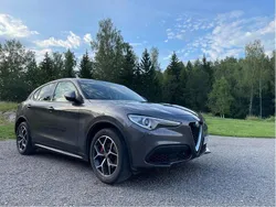 Grå Begagnad 2018 Alfa Romeo Stelvio SUV | 230 000 kr (Superpris)