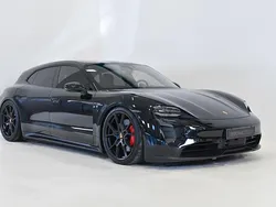 Svart Begagnad 2023 Porsche Taycan GTS Sport Turismo Sedan | 1 049 000 kr