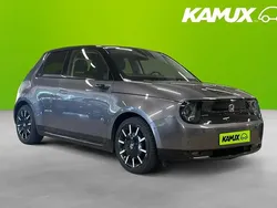 Silver/grå Begagnad 2020 Honda e Halvkombi | 189 700 kr