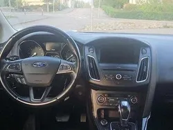 Svart Begagnad 2016 Ford Focus Titanium Halvkombi | 114 000 kr (Marknadspris)