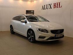 Vit Begagnad 2017 Volvo V60 R-Design Kombi | 139 900 kr (Lite dyr)