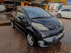 Svart Begagnad 2007 Peugeot 107 Halvkombi | 20 000 kr (Marknadspris)