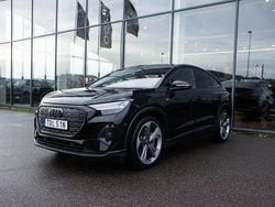 Svart Begagnad 2023 Audi Q4 Sportback e-tron S-Line SUV | 559 000 kr