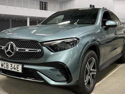 Grön Begagnad 2025 Mercedes GLC300e AMG Sportkupé | 799 500 kr (Marknadspris)