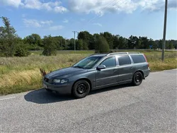 Grå Begagnad 2004 Volvo V70 Business Edition Kombi | 5 000 kr (Superpris)