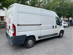 Vit Begagnad 2014 Peugeot Boxer Van | 75 000 kr
