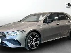 Grå metallic Begagnad 2023 Mercedes A250 AMG Halvkombi | 374 900 kr (Marknadspris)