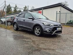 Mörkgrå Begagnad 2016 Hyundai i20 Active Kombi | 97 000 kr (Marknadspris)