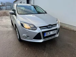 Grå Begagnad 2012 Ford Focus Kombi | 58 900 kr (Marknadspris)