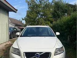 Vit Begagnad 2012 Volvo V50 Momentum Kombi | 65 000 kr (Lite dyr)