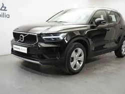 Svart Begagnad 2022 Volvo XC40 Momentum SUV | 279 900 kr (Bra pris)