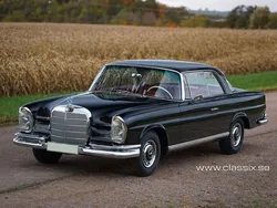 Mercedes W111