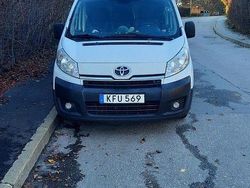Vit Begagnad 2016 Toyota Proace Van | 60 000 kr (Superpris)