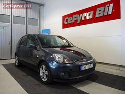 Grå Begagnad 2008 Ford Fiesta Halvkombi | 34 900 kr (Lite dyr)