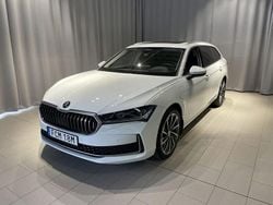 Vit Begagnad 2024 Skoda Superb LAURIN & KLEMENT Kombi | 489 900 kr