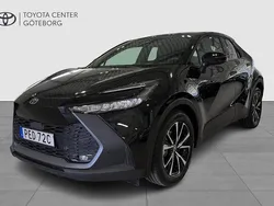 Svart Ny 2024 Toyota C-HR Style SUV | 369 900 kr (Marknadspris)