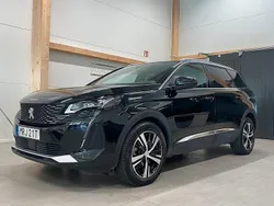 Svart Begagnad 2024 Peugeot 5008 GTi Minibuss | 309 000 kr (Bra pris)