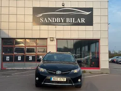 Svart Begagnad 2015 Toyota Auris Touring Sports Edition Kombi | 125 000 kr (Marknadspris)