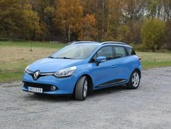 Blå Begagnad 2015 Renault Clio GrandTour Kombi | 74 000 kr (Marknadspris)