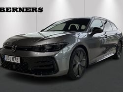 Mörkgrå (grå) Ny 2025 VW Passat R-line Kombi | 629 400 kr