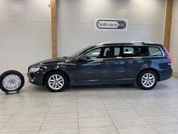 Grå Begagnad 2016 Volvo V70 Standard Kombi | 135 000 kr (Marknadspris)