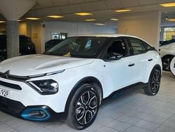 Vit Begagnad 2022 Citroën e-C4 Feel Halvkombi | 205 900 kr (Marknadspris)
