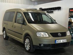 Mörkröd Begagnad 2008 VW Caddy Maxi Life Life Minibuss | 44 900 kr (Marknadspris)