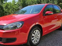 Röd Begagnad 2010 VW Golf VI Halvkombi | 65 000 kr (Marknadspris)