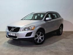 Ljusgrå (grå) Begagnad 2013 Volvo XC60 Momentum SUV | 134 800 kr (Bra pris)