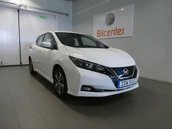 Vit Begagnad 2022 Nissan Leaf Halvkombi | 169 900 kr (Bra pris)