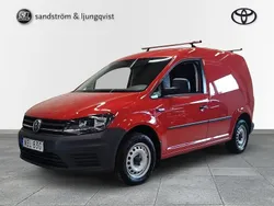 Röd Begagnad 2019 VW Caddy Minibuss | 170 000 kr (Marknadspris)