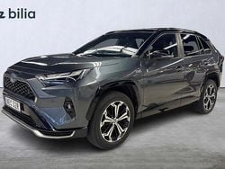 Grå Begagnad 2022 Toyota RAV4 Hybrid Style SUV | 449 900 kr (Marknadspris)
