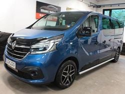Blå Begagnad 2019 Renault Trafic Minibuss | 299 900 kr (Lite dyr)